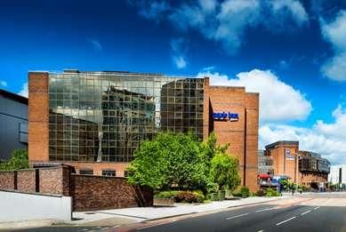 Park Inn by Radisson Cardiff City Centre in Cardiff, GB3