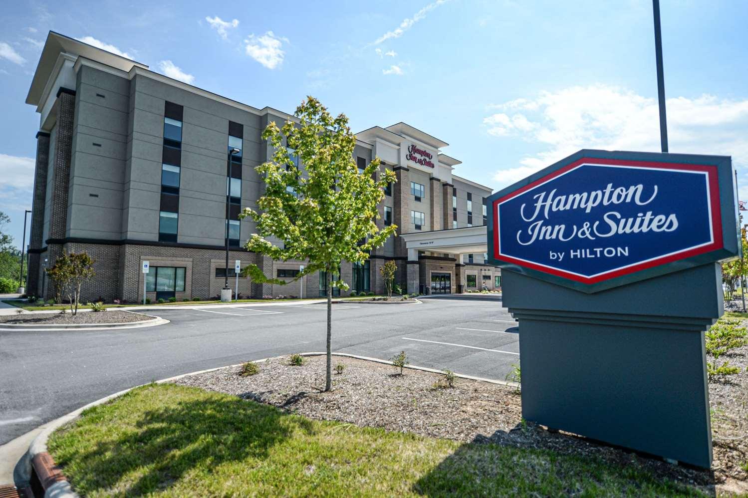 Hampton Inn & Suites Lenoir in Lenoir, NC