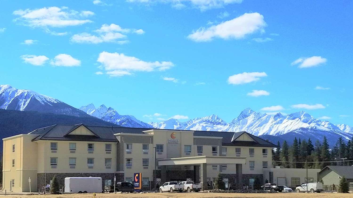 Comfort Inn and Suites Valemount in Valemount, BC