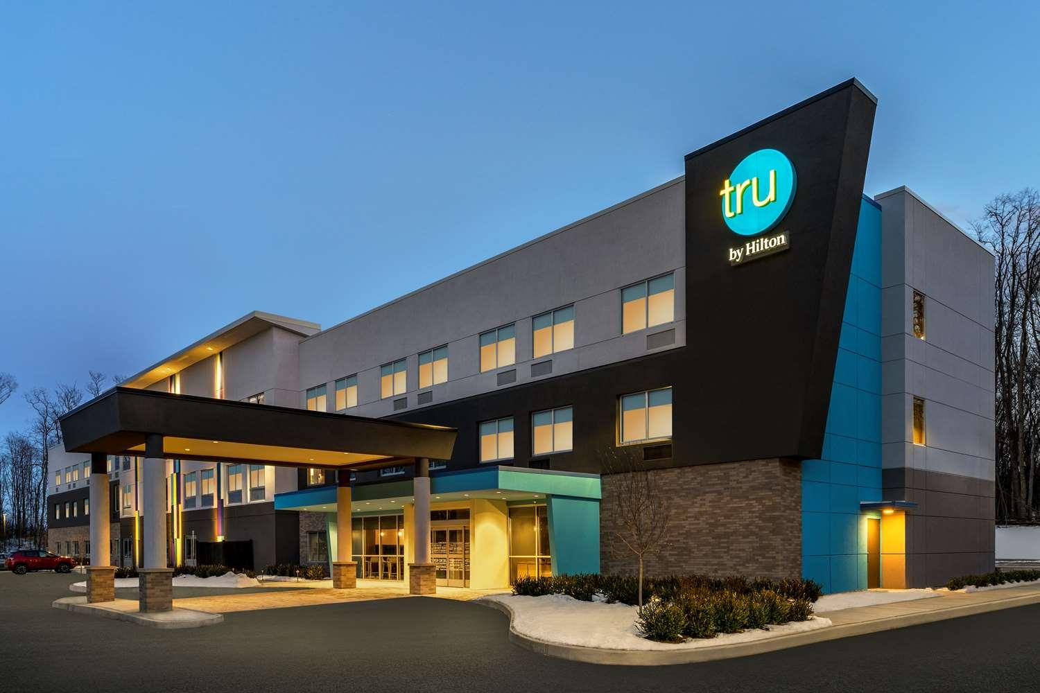 Tru by Hilton Albany Airport in Albany, NY