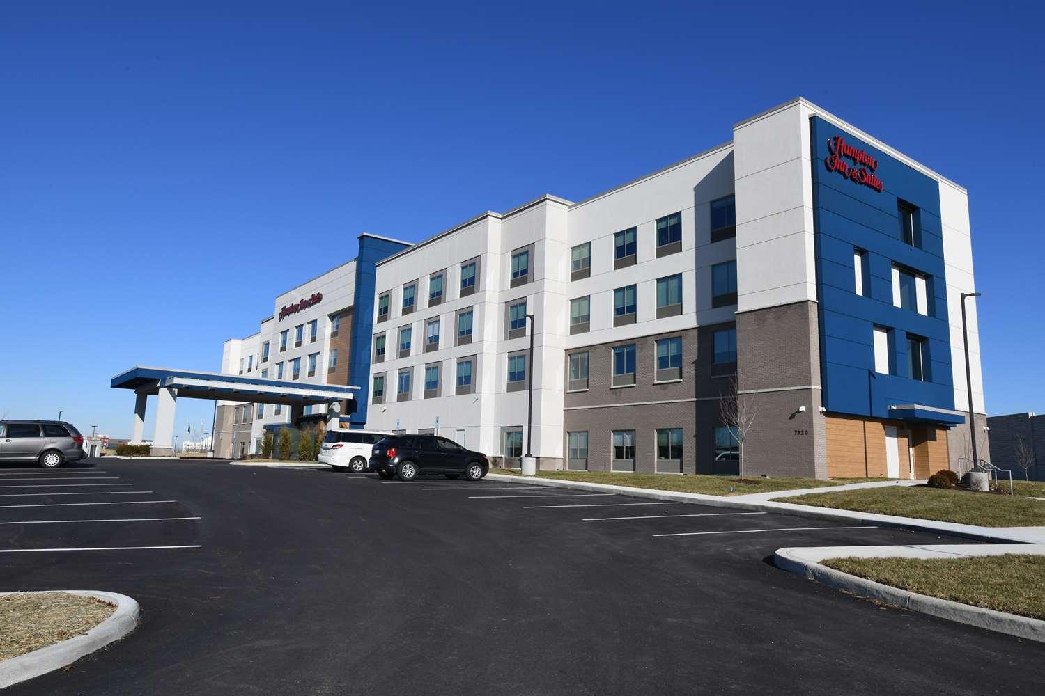 Hampton Inn & Suites Cincinnati Liberty Township in West Chester, OH