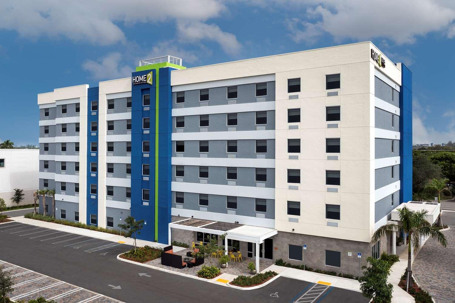 Home2 Suites by Hilton Miami Doral West Airport in Doral, FL