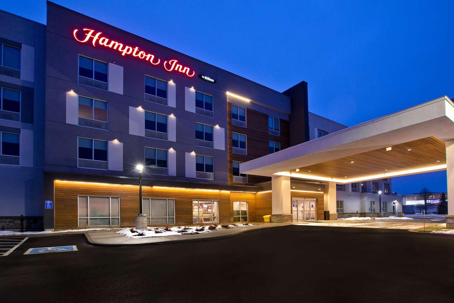Hampton Inn by Hilton Brockville in Brockville, ON