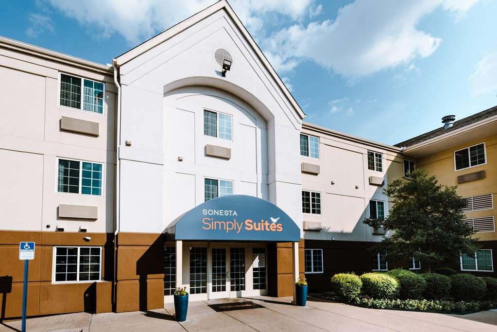 Sonesta Simply Suites Dallas Richardson image