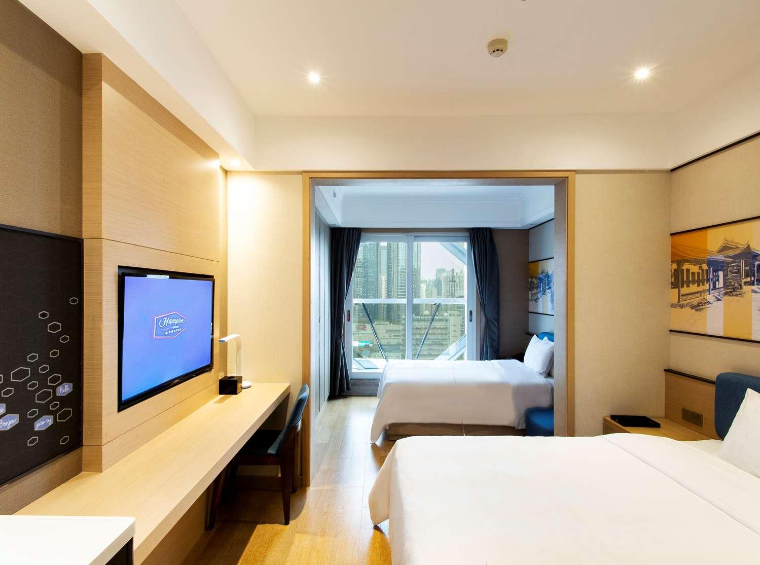 Hampton Apartments by Hilton Chengdu Chunxi Road in Chengdu, CN