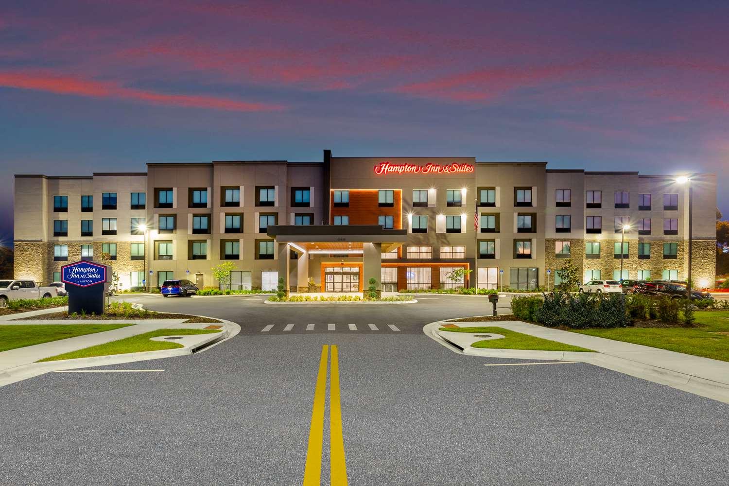 Hampton Inn & Suites Alachua I-75 in Alachua, FL