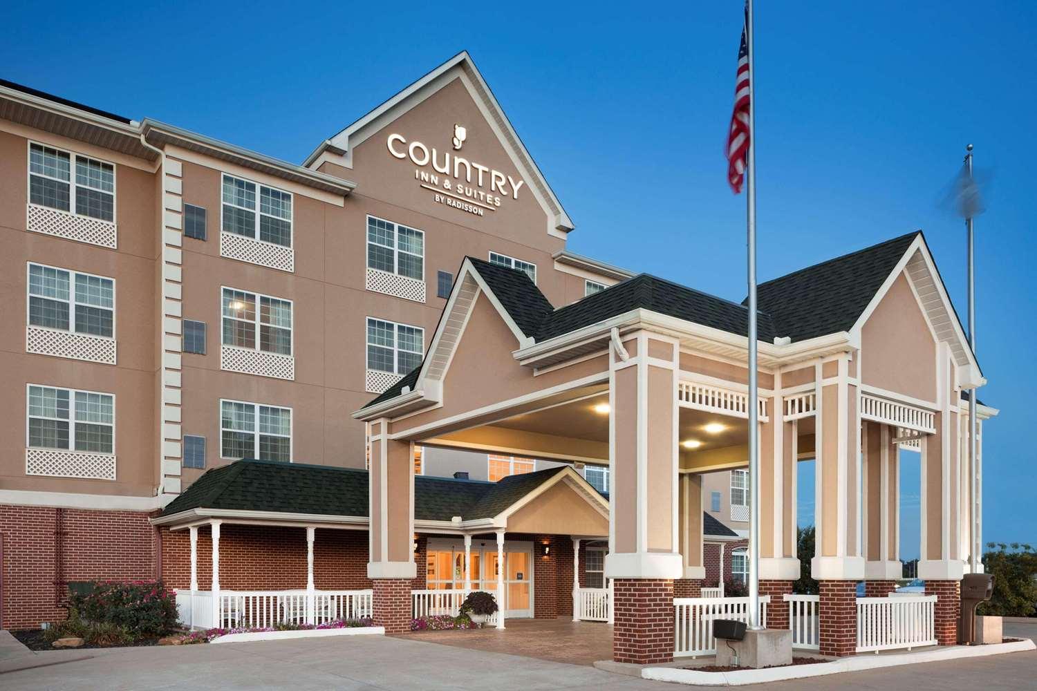 Country Inn & Suites By Radisson, Bowling Green, KY in Bowling Green, KY