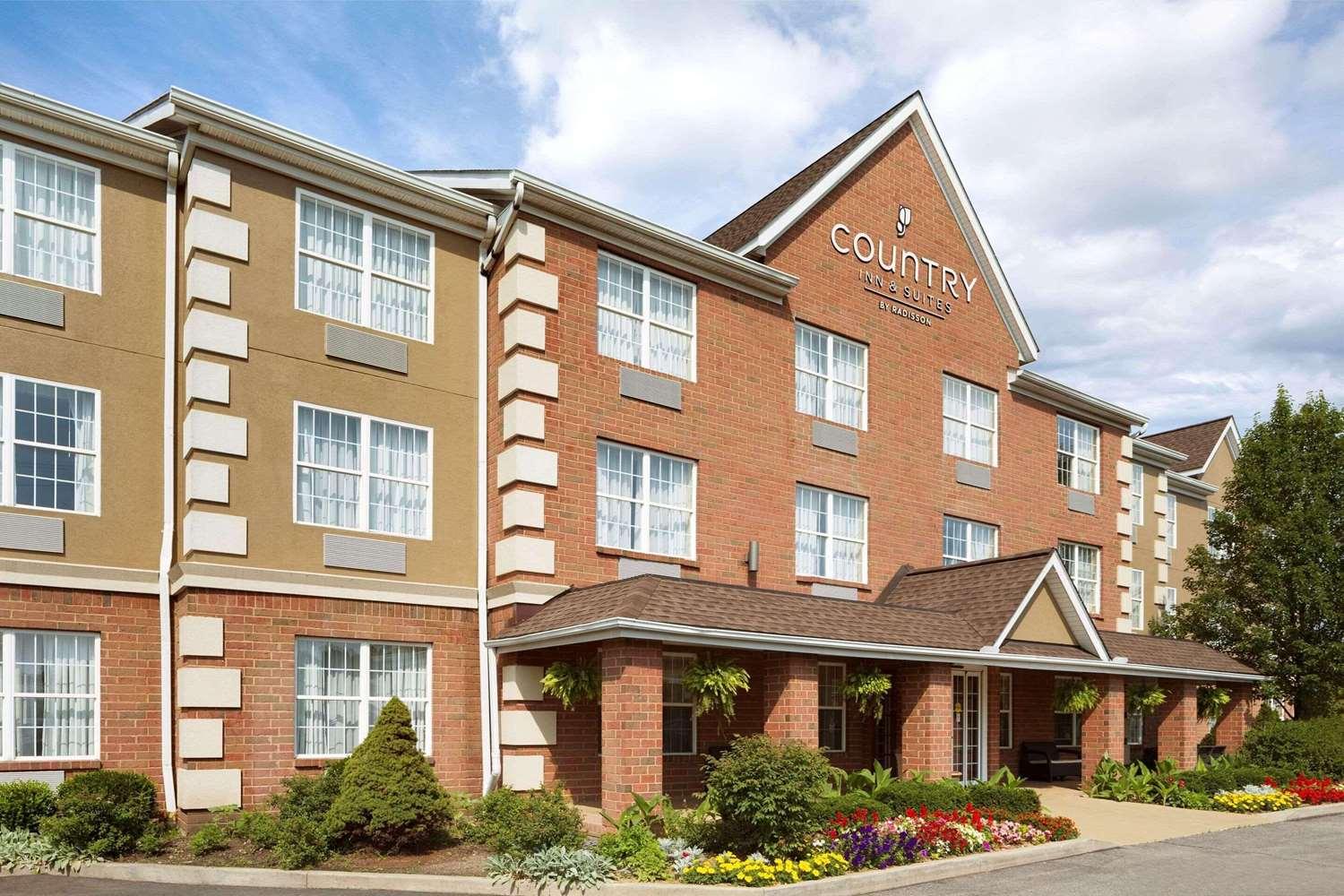 Country Inn & Suites By Radisson Macedonia in Macedonia, OH