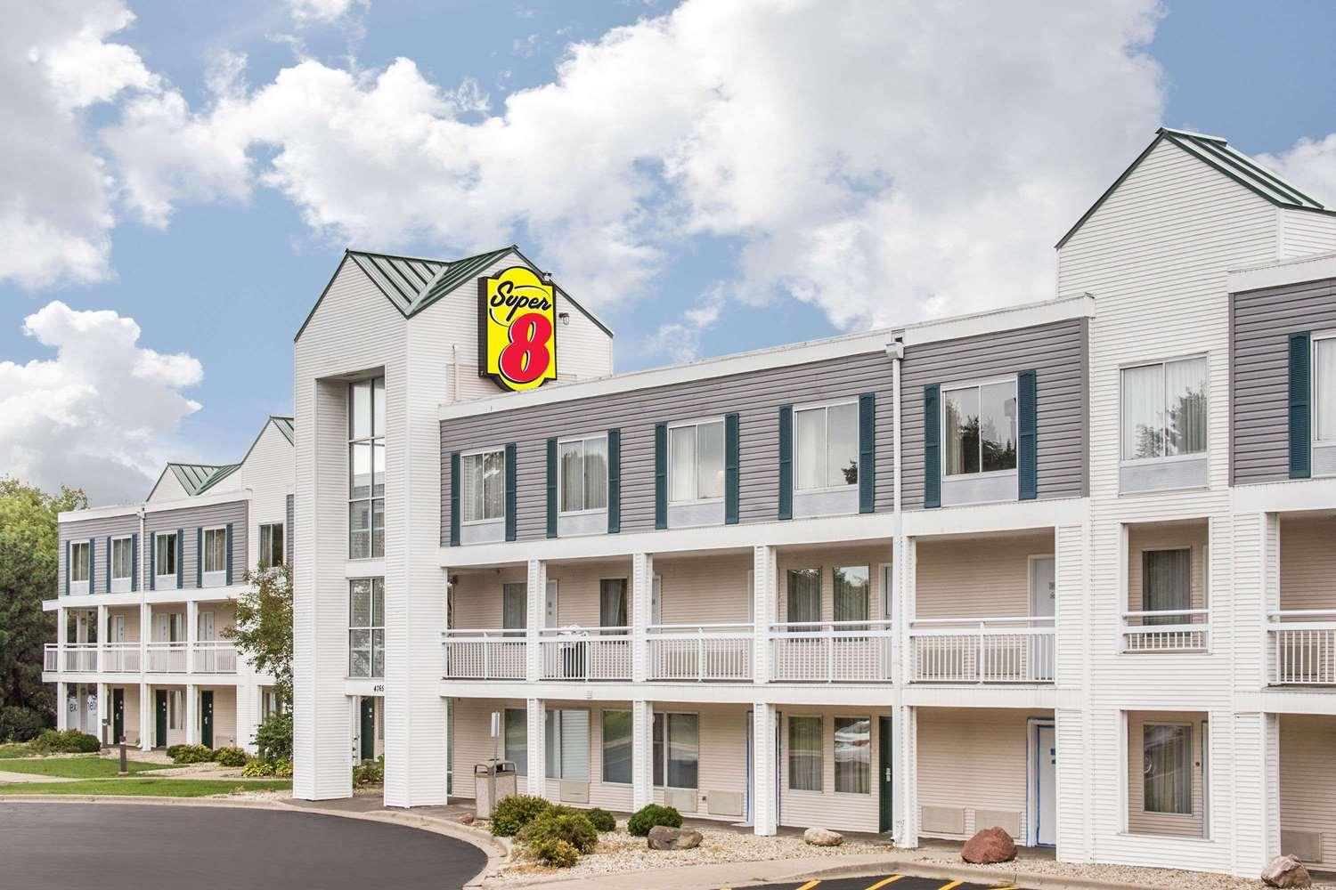 Super 8 by Wyndham Madison East in Madison, WI