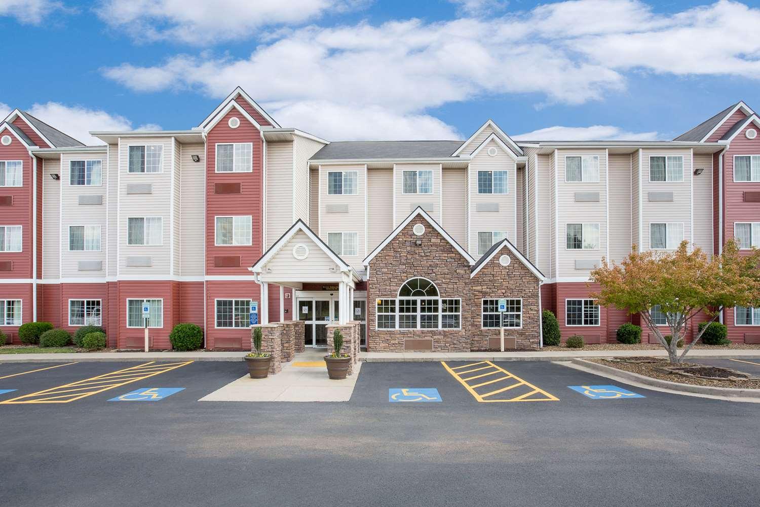 Microtel Inn & Suites by Wyndham Bentonville in Bentonville, AR