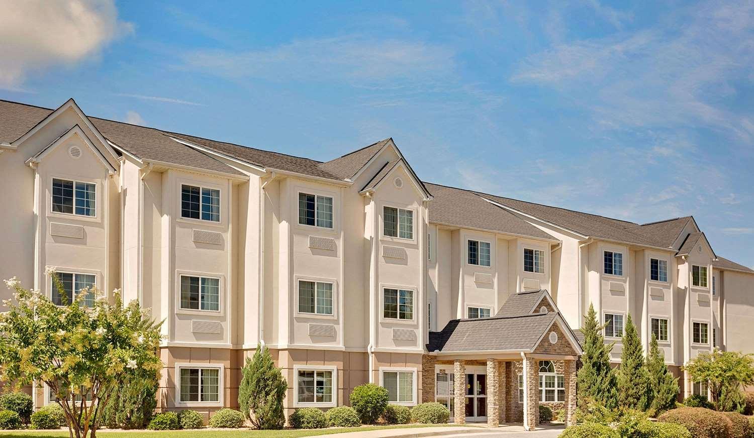 Microtel Inn & Suites by Wyndham Perry in Perry, GA