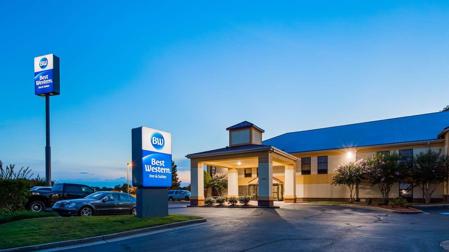 Best Western Hiram Inn & Suites in Hiram, GA