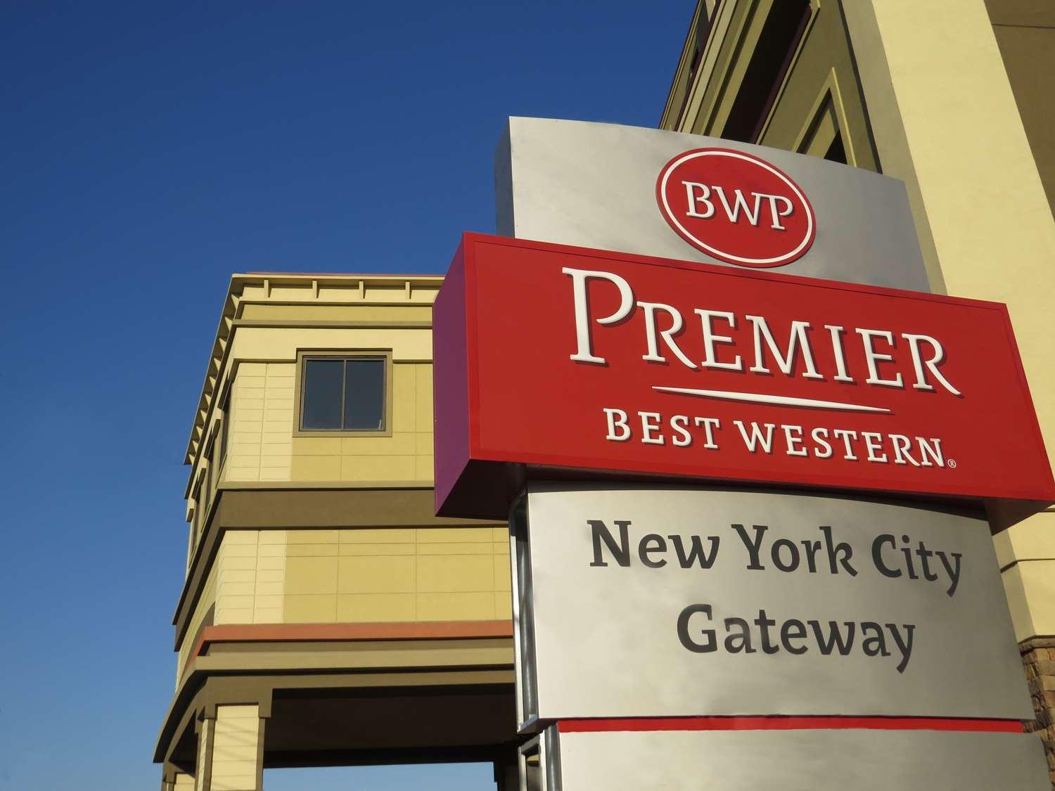 Best Western Premier NYC Gateway Hotel in North Bergen, NJ