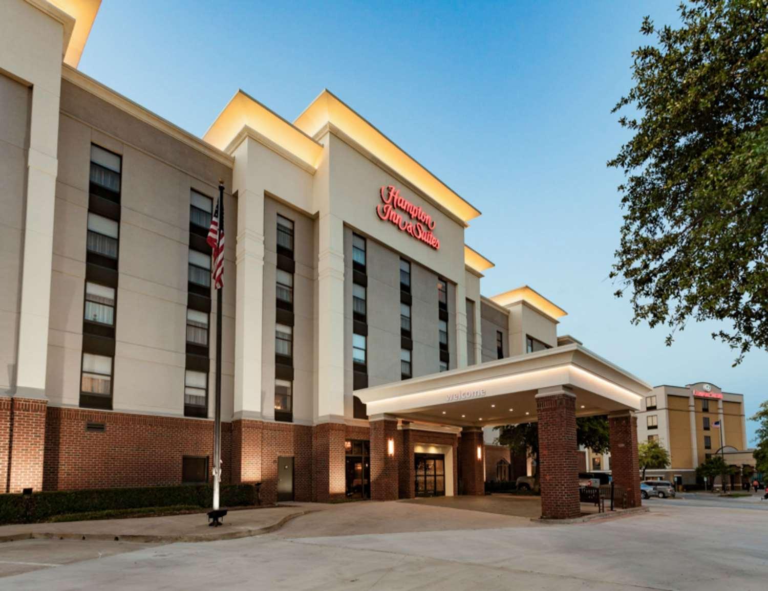 Hampton Inn & Suites Dallas-DFW Airport North-Grapevine in Grapevine, TX