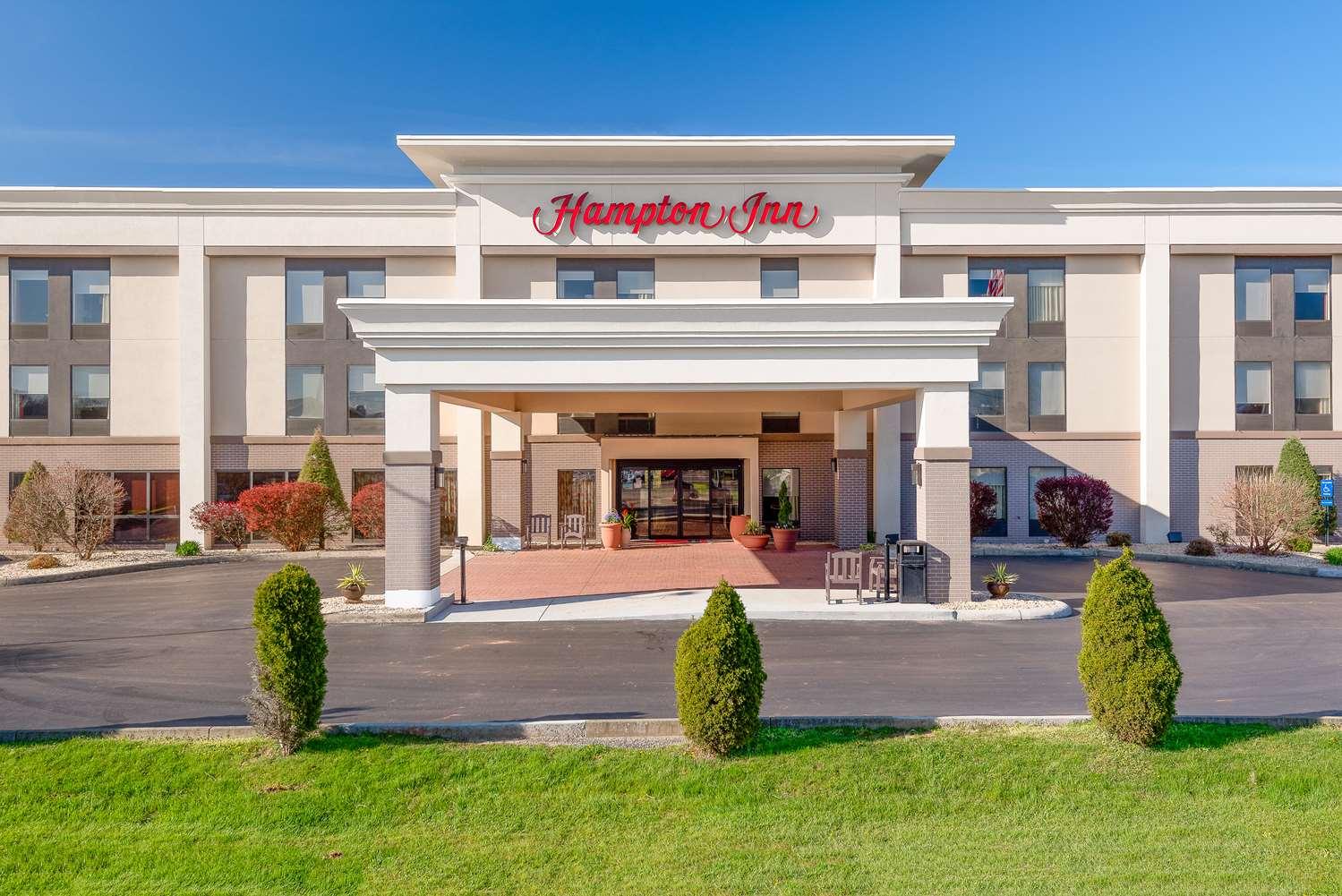 Hampton Inn Parkersburg-Mineral Wells in Mineral Wells, WV