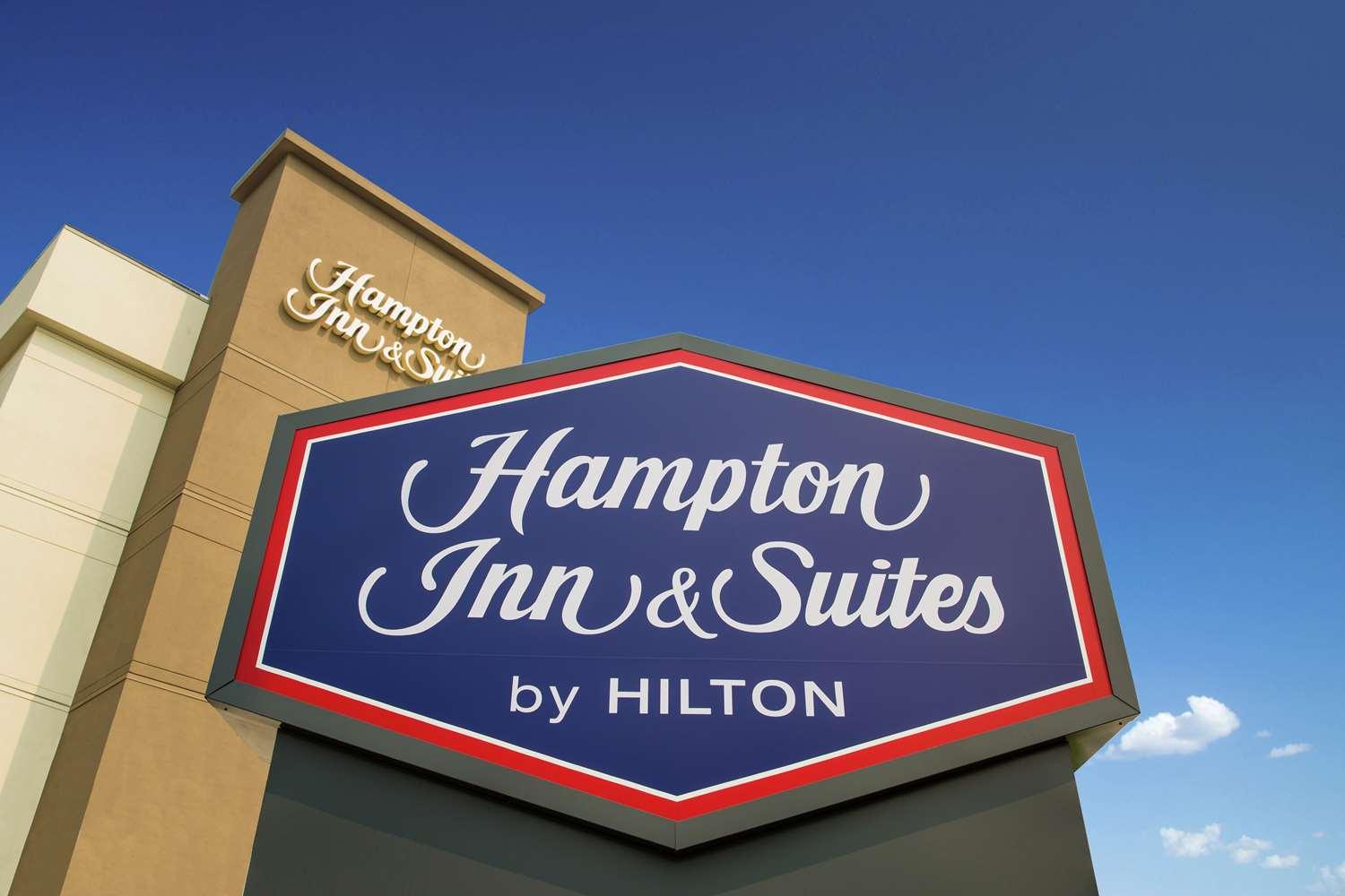Hampton Inn & Suites Seattle-Downtown in Seattle, WA