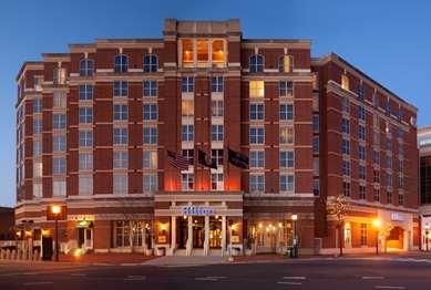 Hilton Alexandria Old Town in Alexandria, VA