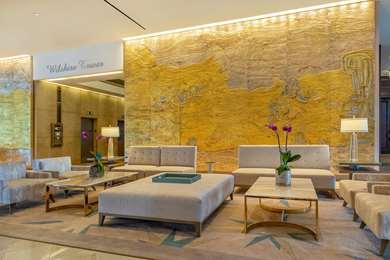 The Beverly Hilton в Beverly Hills, CA