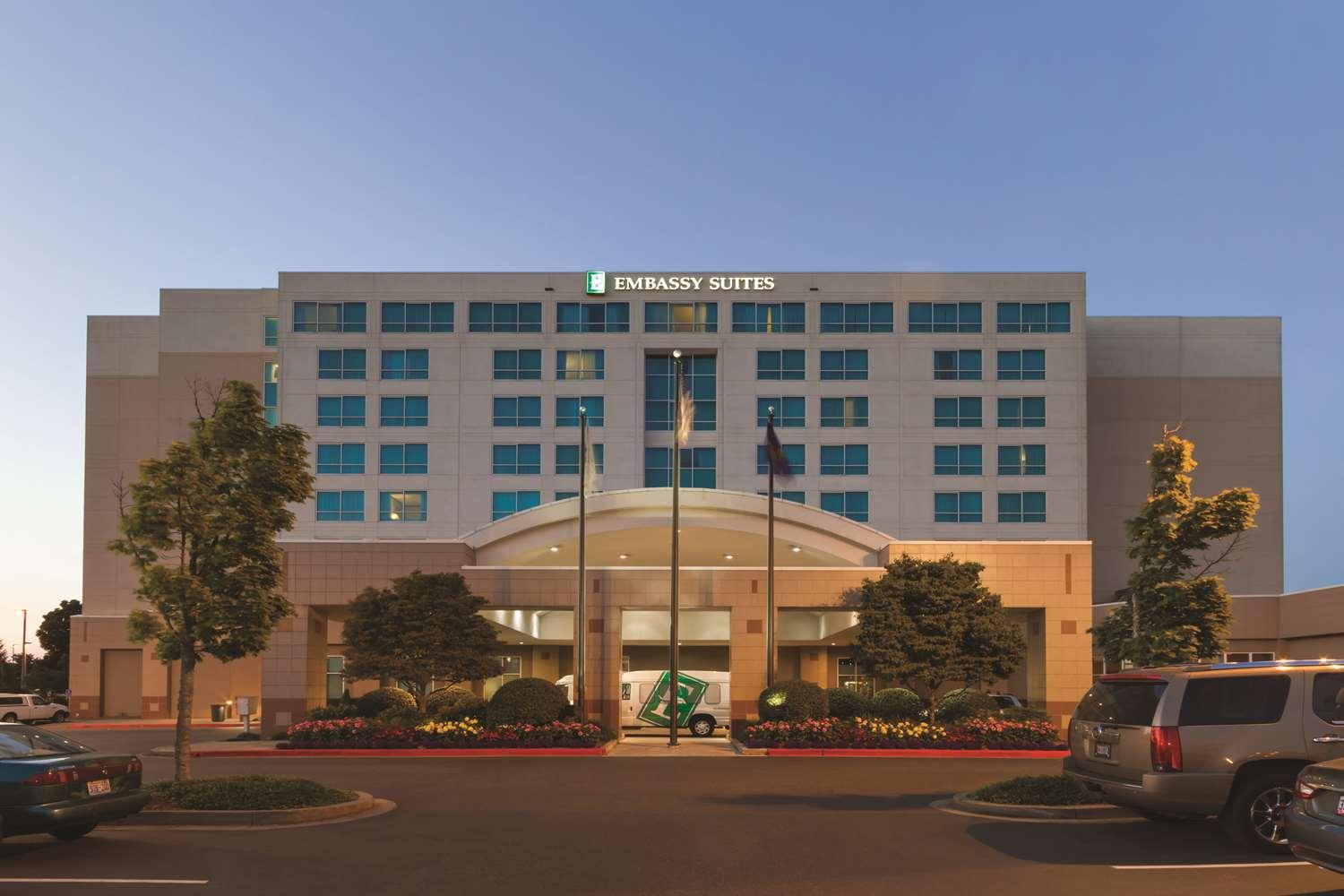 Embassy Suites by Hilton Portland Airport in Portland, OR