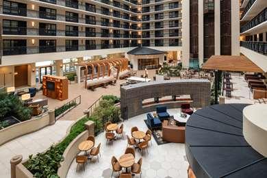 South San Francisco, CA의 Embassy Suites by Hilton San Francisco Airport Oyster Point