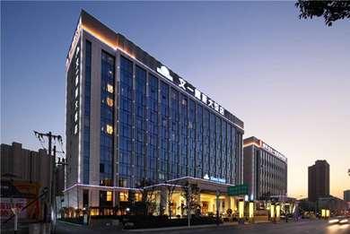 Days Hotel by Wyndham Wenyi Anhui in Hefei, CN