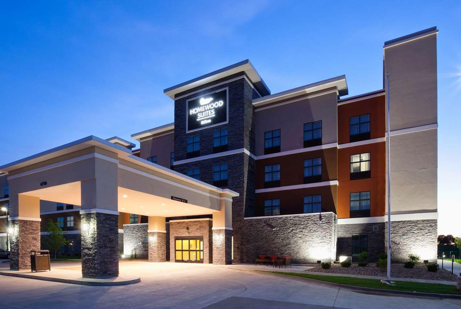 Homewood Suites by Hilton Davenport in Davenport, IA