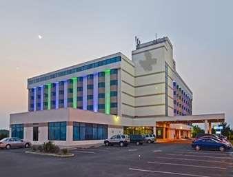 Travelodge by Wyndham Absecon Atlantic City in Absecon, NJ