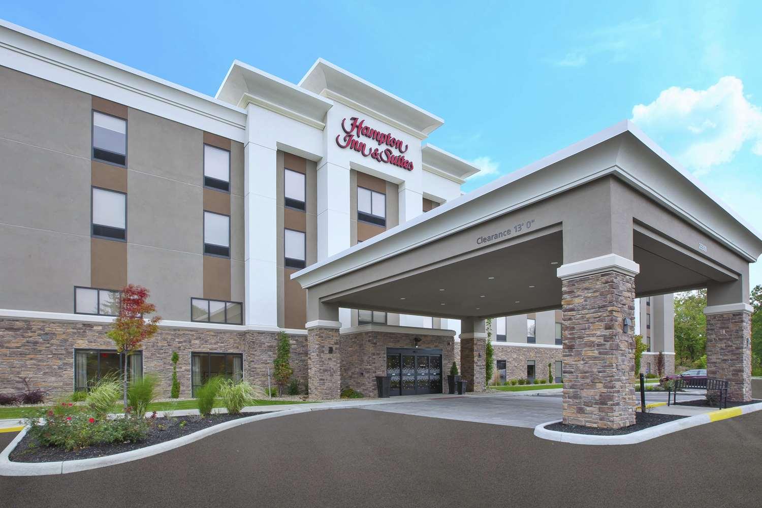 Hampton Inn & Suites Oakwood Village-Cleveland in Oakwood Village, OH