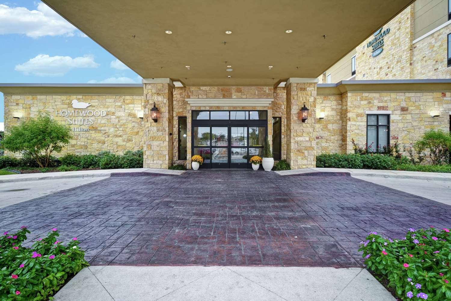 Homewood Suites by Hilton Dallas/Arlington South in Arlington, TX