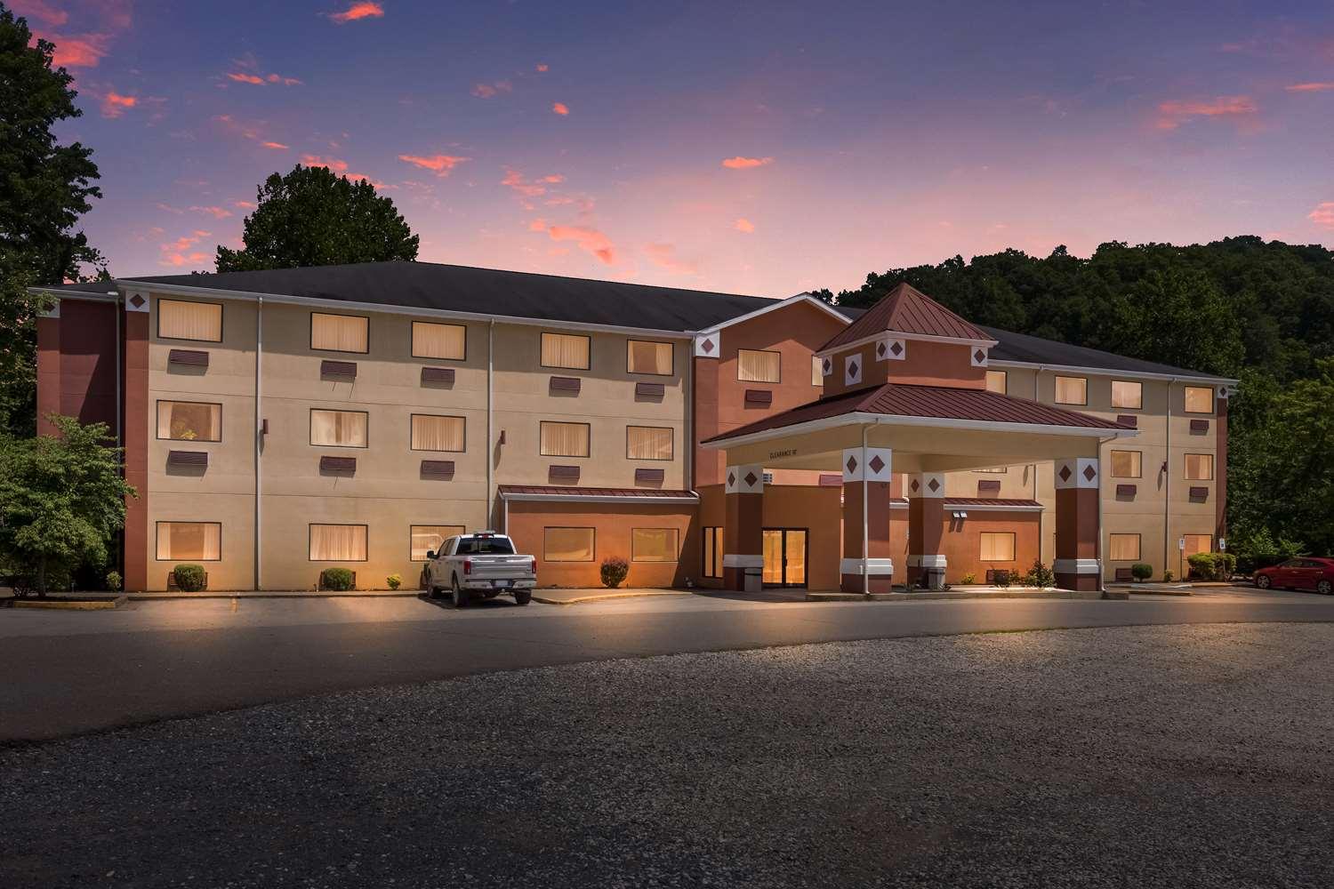 Best Western Logan Inn in Chapmanville, WV