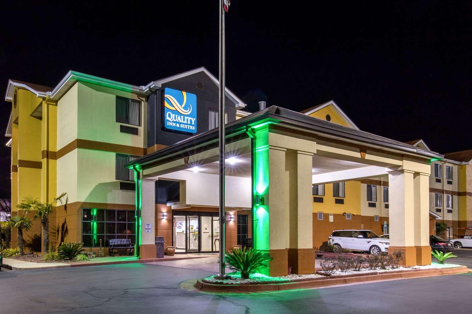 Quality Inn and Suites Montgomery East Carmichael in Montgomery, AL