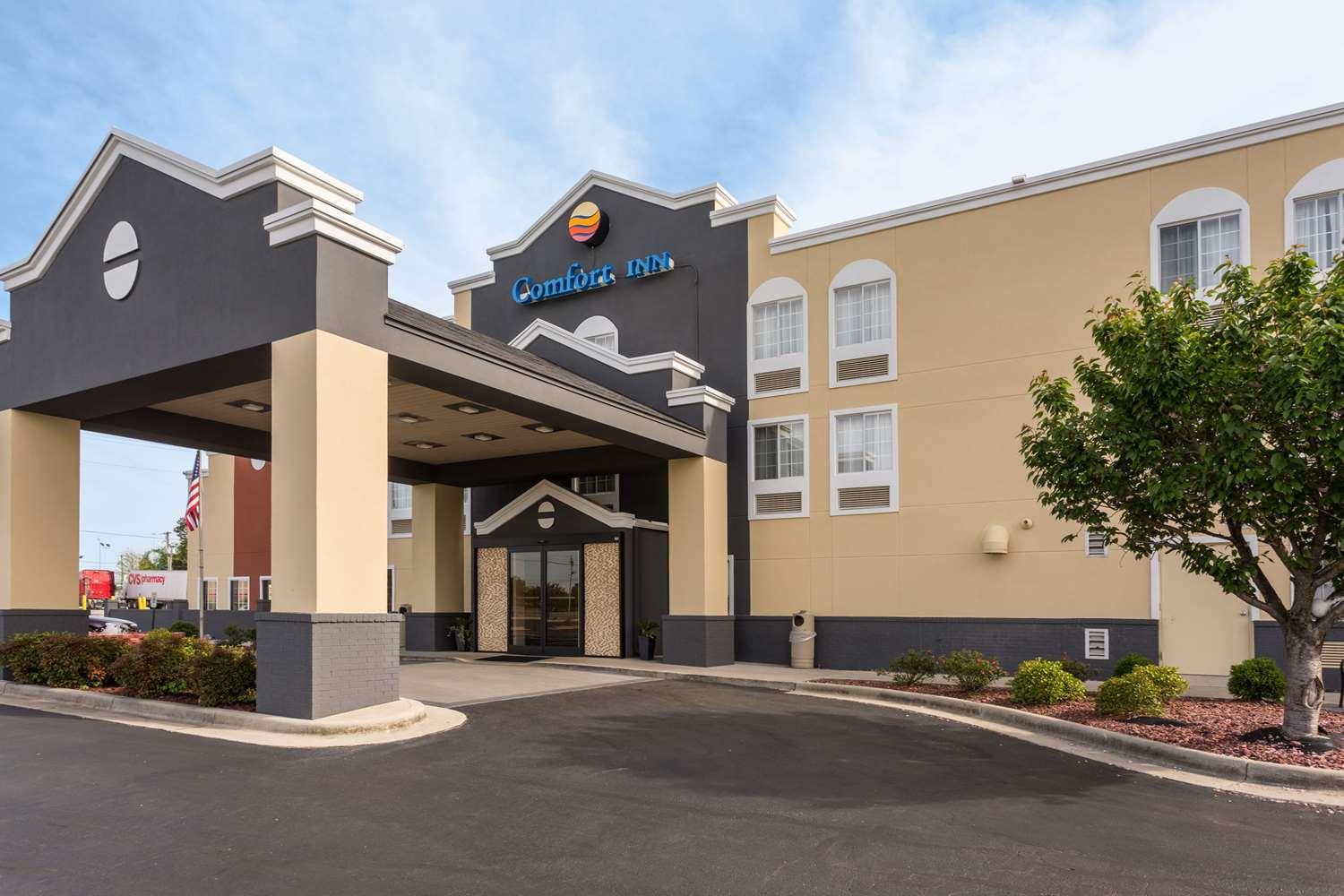 Comfort Inn Decatur Priceville in Decatur, AL