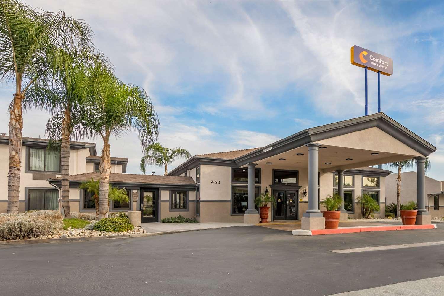 Comfort Inn and Suites Colton in Colton, CA