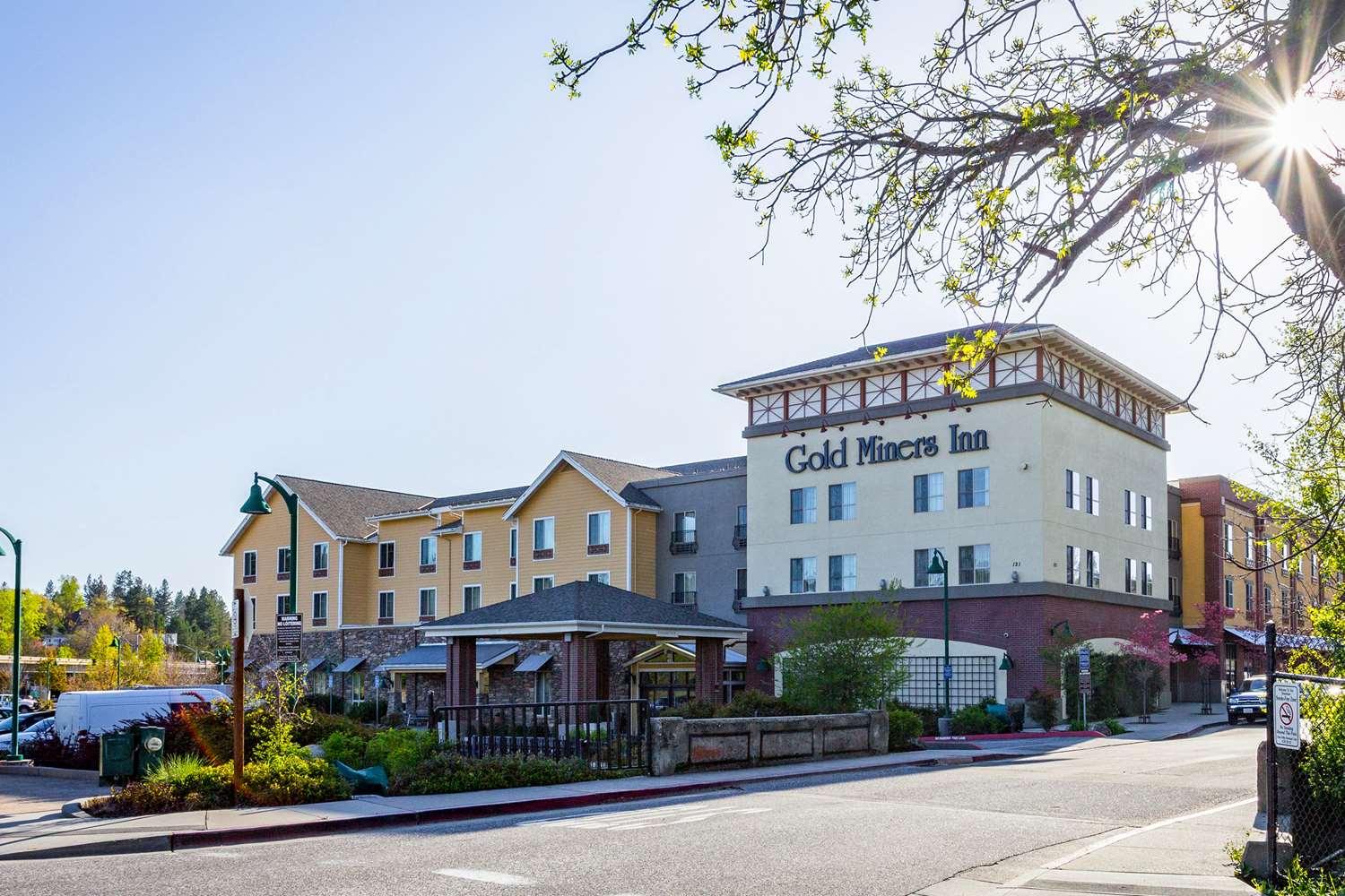 Gold Miners Inn Ascend Hotel Collection in Grass Valley, CA