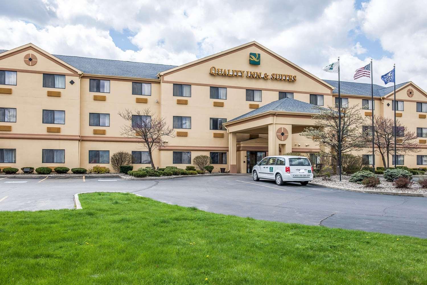 Quality Inn and Suites in South Bend, IN