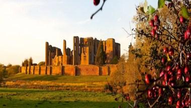 Kenilworth Castle & Elizabethan Garden in Kenilworth, GB1