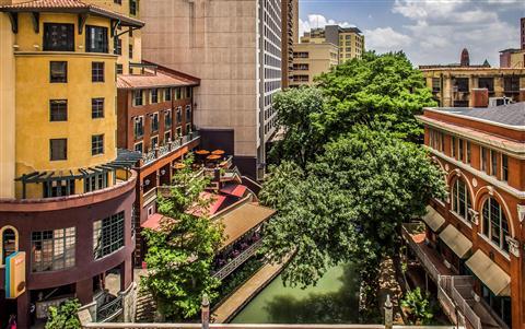 Hotel Valencia Riverwalk in San Antonio, TX