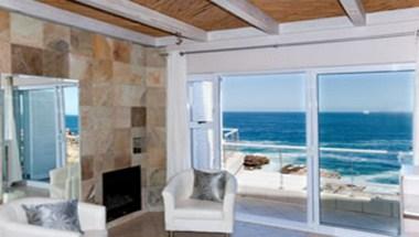 Villa Marine Guest House in Pringle Bay, ZA