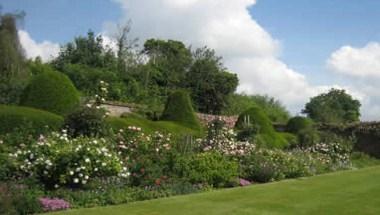 Goodnestone Park Gardens in Canterbury, GB1