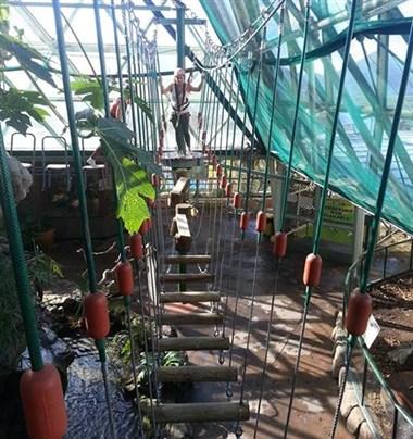 Cairns Wildlife Dome in Tropical North Queensland, AU