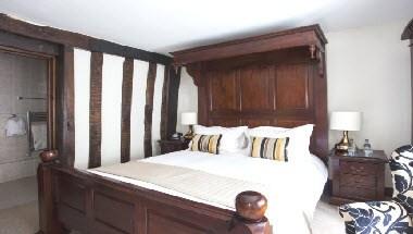 The Tudor Farmhouse And Hotel in Coleford, GB1