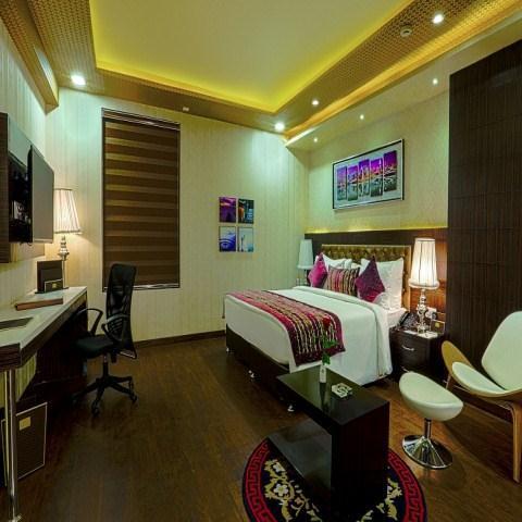 Hotel Savvy Grand in Lucknow, IN