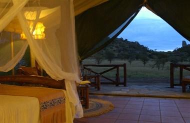 Mbuzi Mawe Camp in Serengeti, TZ