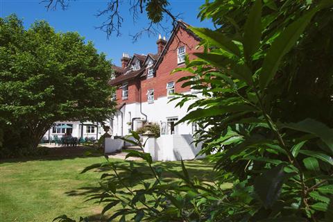 Moorhill House Hotel in Ringwood, GB1