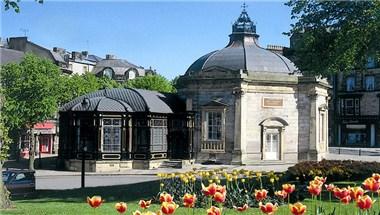 Visit Harrogate in Harrogate, GB1