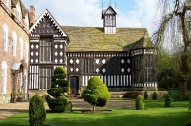Rufford Old Hall in Ormskirk, GB1