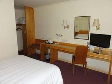 Days Inn by Wyndham Watford Gap in Northampton, GB1