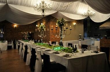 Waterfall Cove River Edge Venue in Muldersdrift, ZA