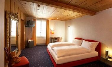 Romantik Hotel de L´Ours in Bas-Vully, CH