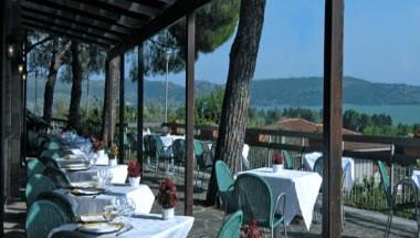 Hotel Cavalieri in Passignano sul Trasimeno, IT